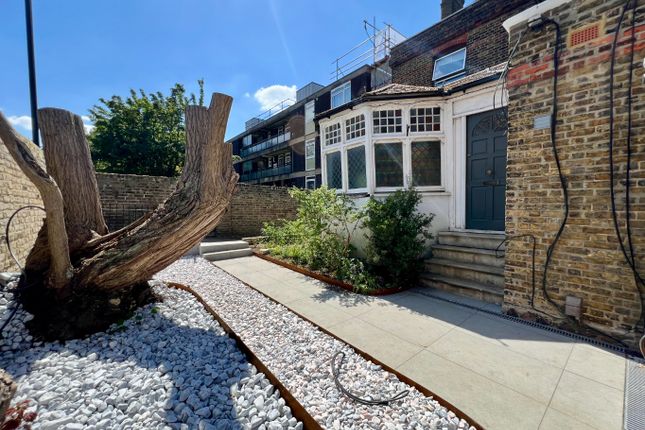 Eglinton Hill, Shooters Hill, London... Studio for sale