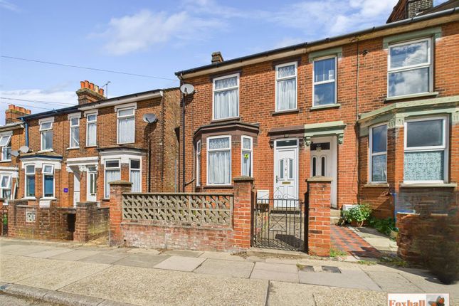 3 bedroom end of terrace house for sale