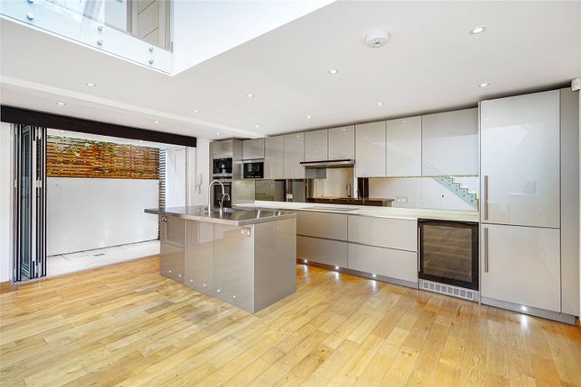 2 bed flat