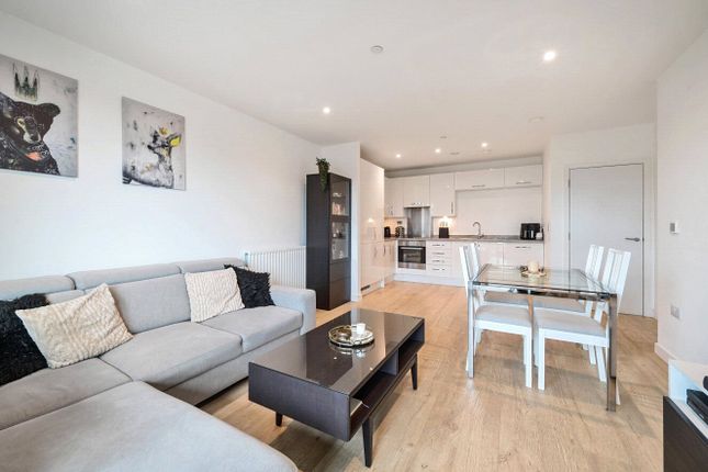 Hops House, 7 Old Brewery Way, London 2 bed apartment for sale