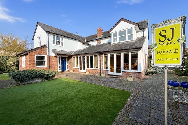 4 bed detached house