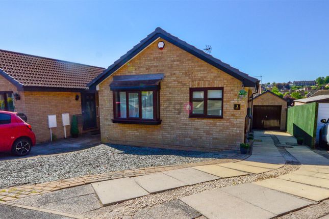 Cragdale Grove, Mosborough... 2 bed detached bungalow for sale