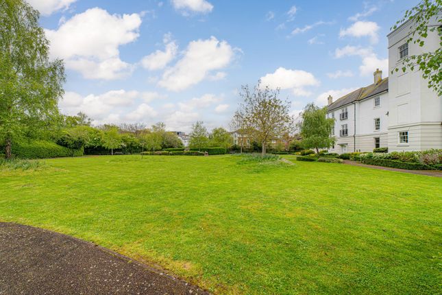 Old Watling Street, Canterbury, CT1 2 bed apartment for sale