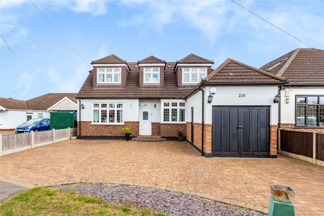 Moor Lane, Upminster, RM14 4 bed detached house for sale