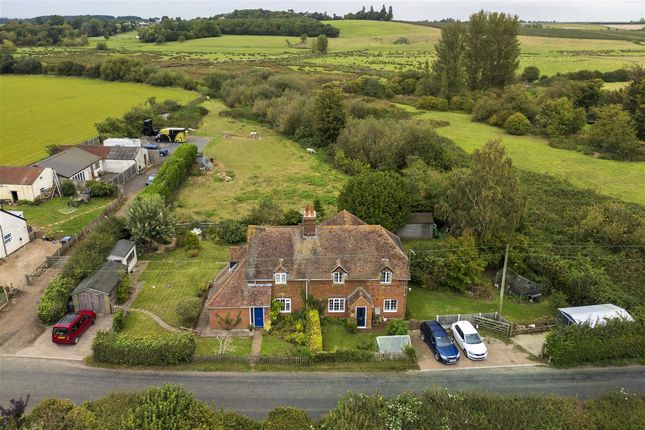 Dambridge Farm Cottages, Staple Road... 4 bed semi