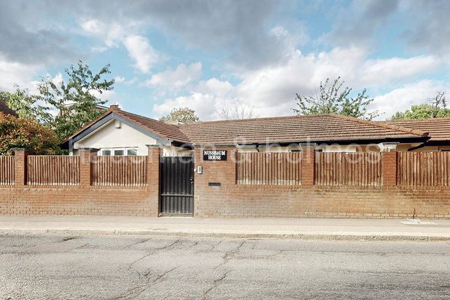 Nusbaum House, NW11 3 bed bungalow for sale