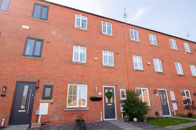 4 bed terraced house