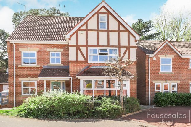 6 bedroom detached house for sale