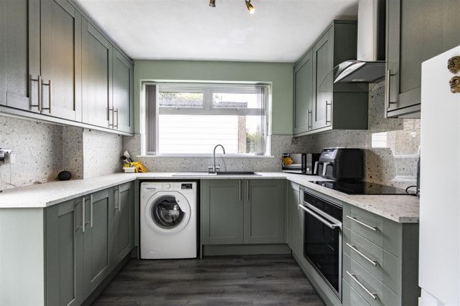 Boythorpe Road, Boythorpe, Chesterfield 3 bed semi