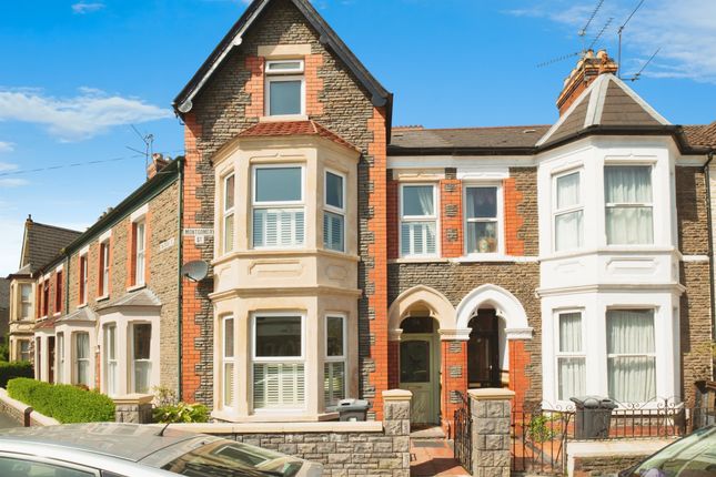 5 bedroom terraced house for sale