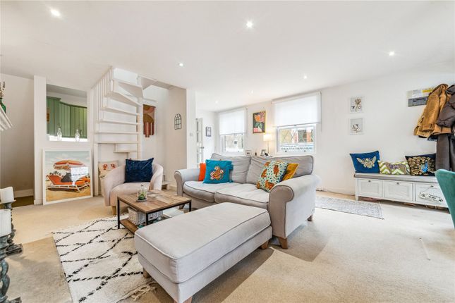 Shelgate Road, SW11 2 bed apartment for sale