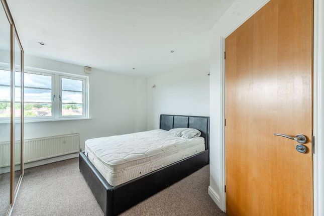 Station Road, HA8, Edgware, HA8 2 bed flat for sale