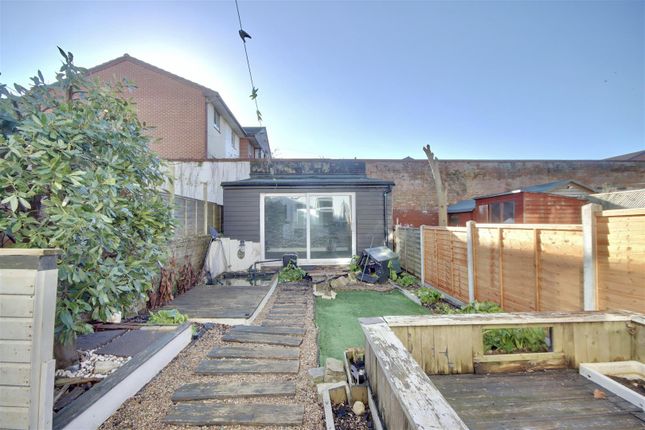 3 bed terraced house