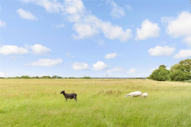 Hythe Road, Dymchurch, Romney Marsh... 4 bed detached bungalow for sale