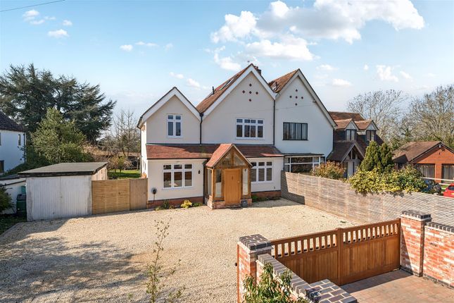 4 bedroom semi-detached house for sale