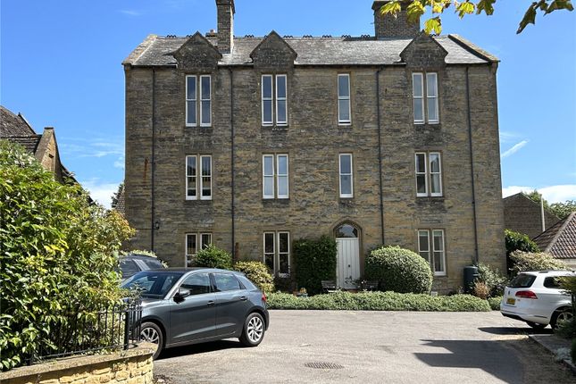 Hound Street, Sherborne, DT9 2 bed apartment for sale