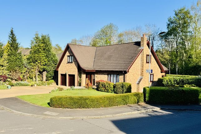 4 bed detached house