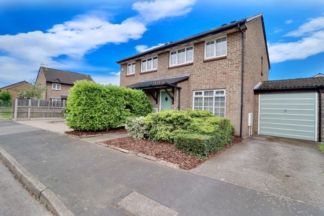 Columbine Way, Harold Wood RM3 3 bed semi