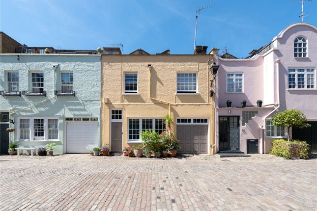 3 bed mews