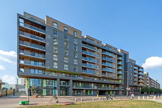 Norman Road, Greenwich 2 bed apartment for sale