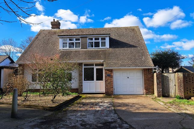 Old Drive, Polegate BN26 3 bed detached house for sale
