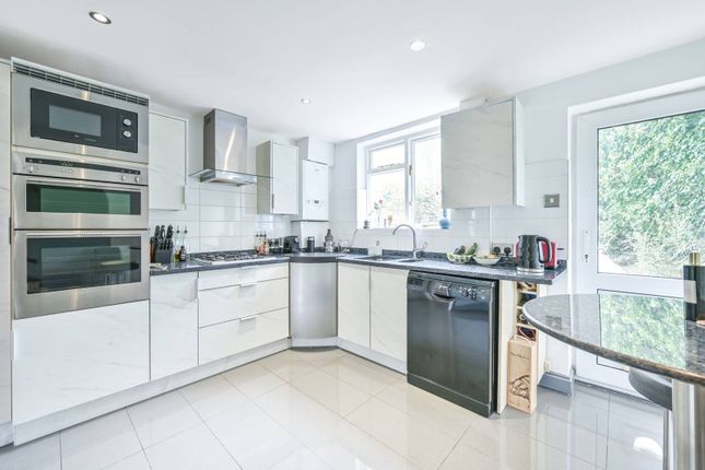 Glenwood Road, Mill Hill, London, NW7 4 bed semi