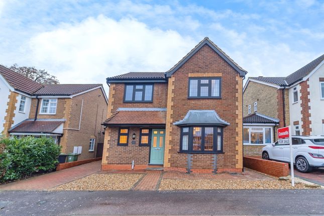 4 bed detached house