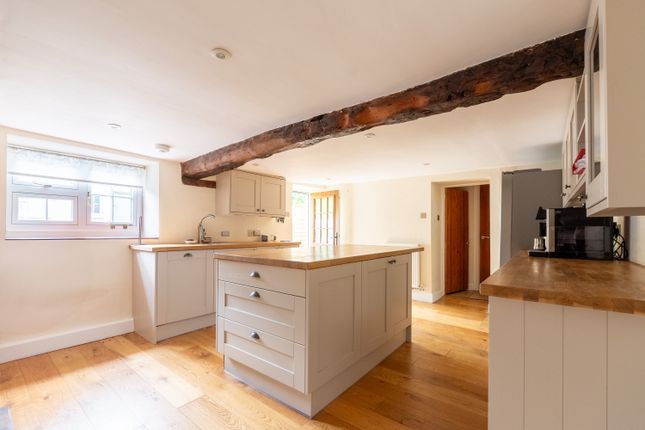 Burford Road, Brize Norton... 3 bed cottage for sale