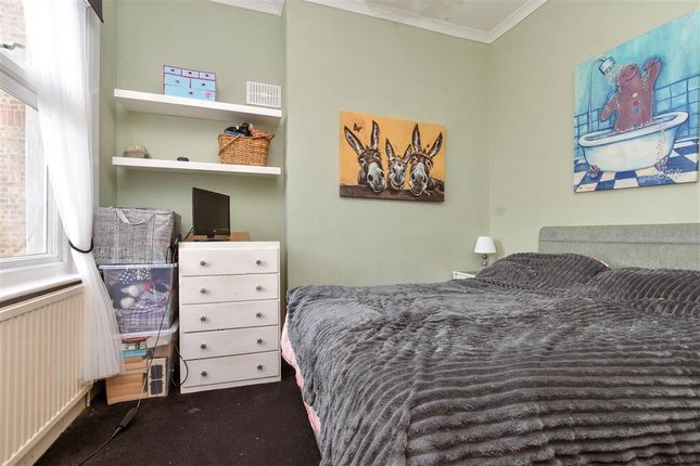 Bromley Common, Bromley, Kent 1 bed apartment for sale