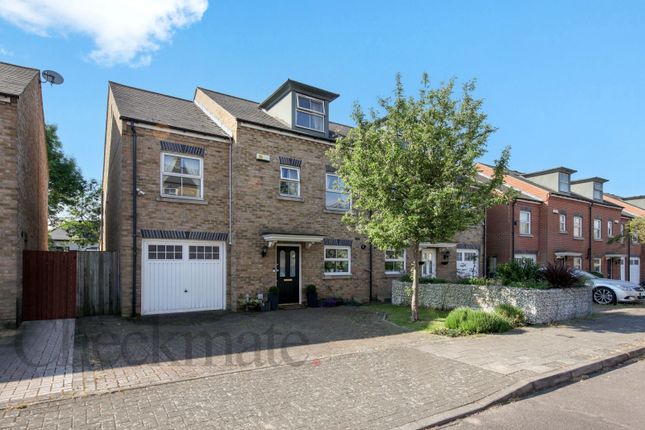 5 bed semi-detached house