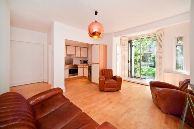 Shepherd's Bush W12 W12 2 bed flat for sale