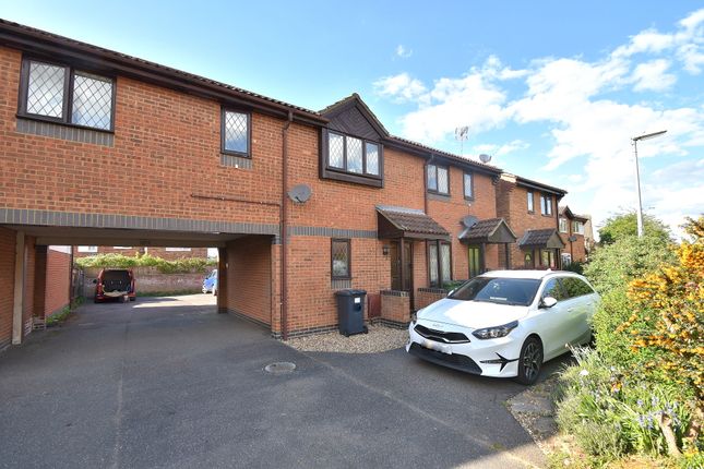 1 bed detached house