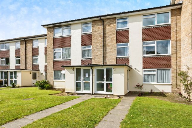 3 bedroom maisonette for sale