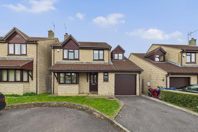 Godwins Close, Melksham SN12 4 bed detached house for sale