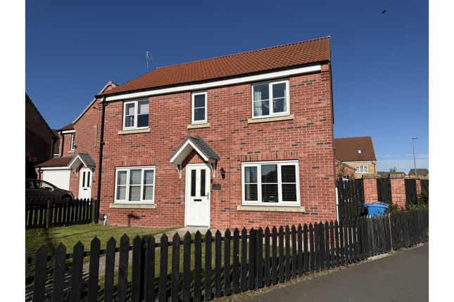 4 bed detached house