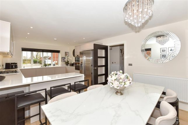 Smith Way, Headcorn, Kent 4 bed detached house for sale