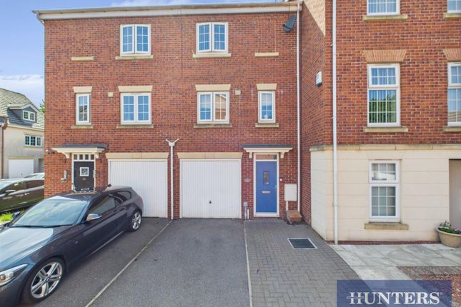 3 bed town house