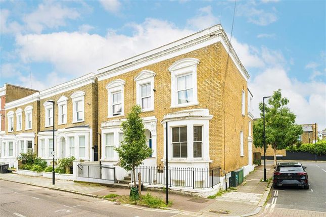 Hayter Road, London SW2 2 bed flat for sale