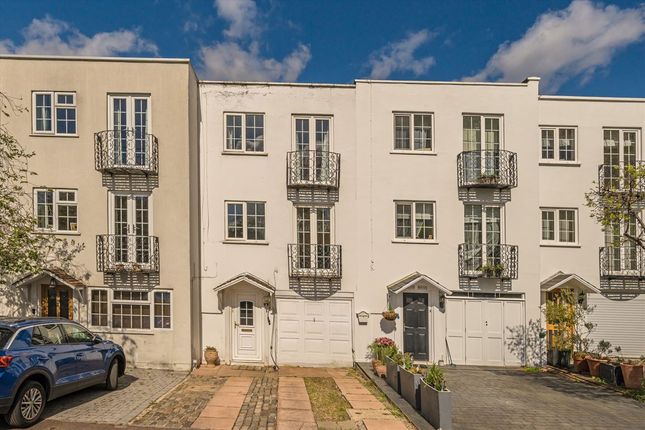 4 bedroom terraced house for sale