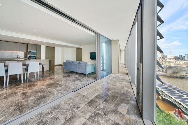 Blackfriars Road, London, SE1 2 bed apartment for sale