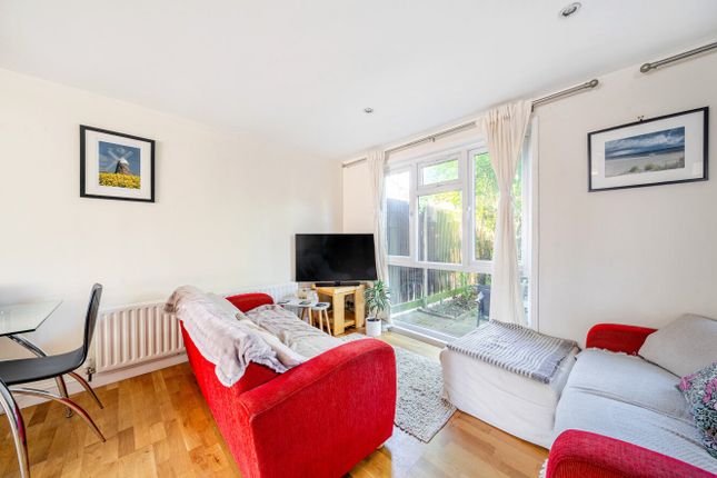 Bedford Hill, Balham, London, SW12 3 bed terraced house for sale