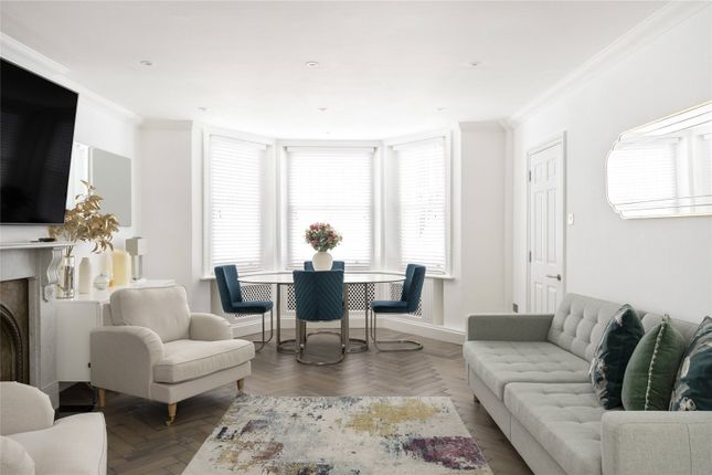 Strathmore Gardens, London, W8 2 bed apartment for sale