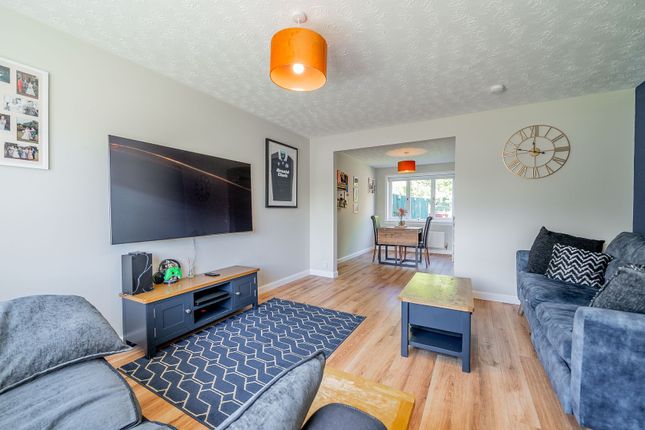 Gilberstoun, Edinburgh, EH15 3 bed semi