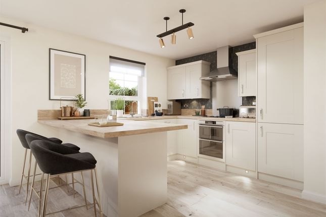 4 bed detached house
