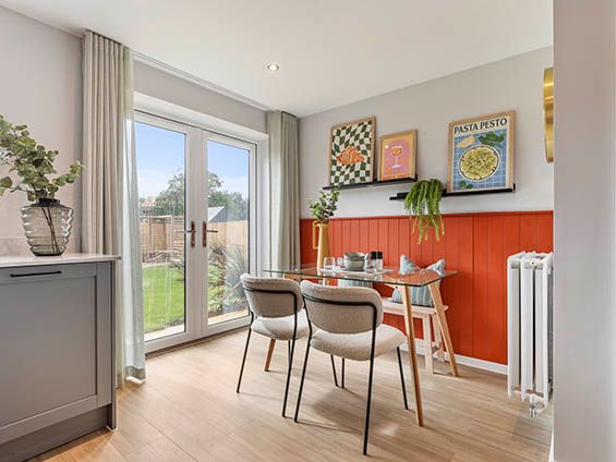 3 bed semi-detached house