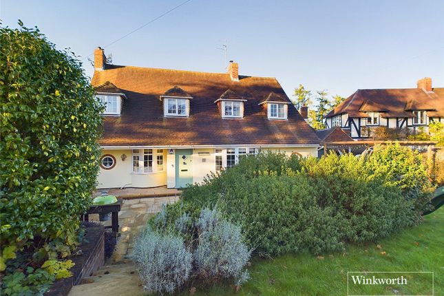 4 bed detached house