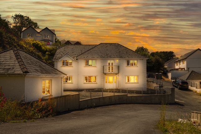 Pell Orwel, Towyn Road, New Quay, SA45 5 bed detached house for sale