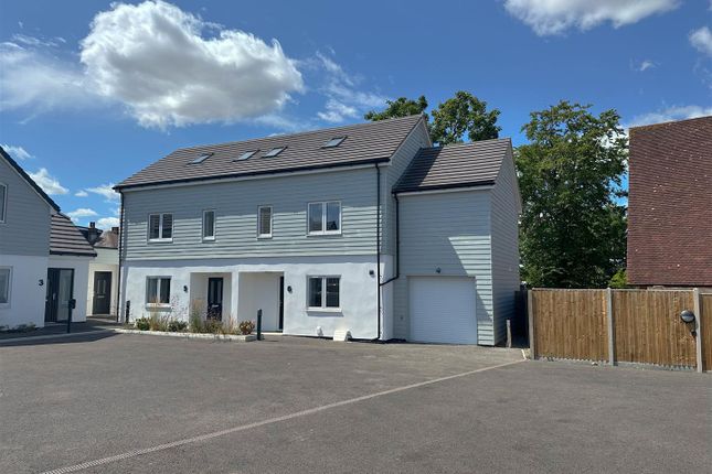 4 bedroom semi-detached house for sale