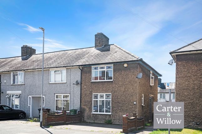 Babington Road, Dagenham, Essex 2 bed end of terrace house for sale