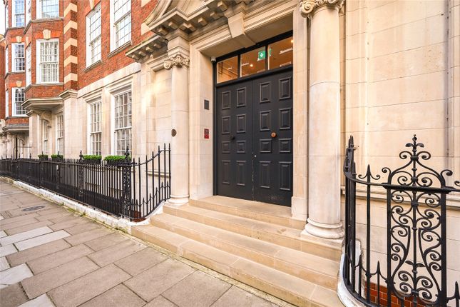 Old Queen Street, London, SW1H 3 bed apartment for sale